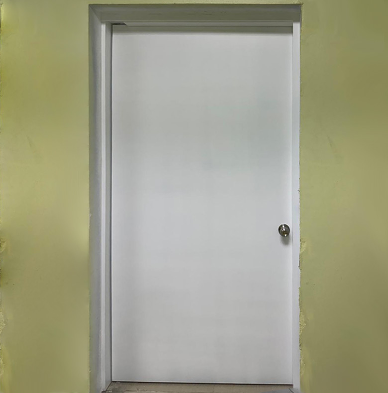 Puerta Plamada Hidrofuga
